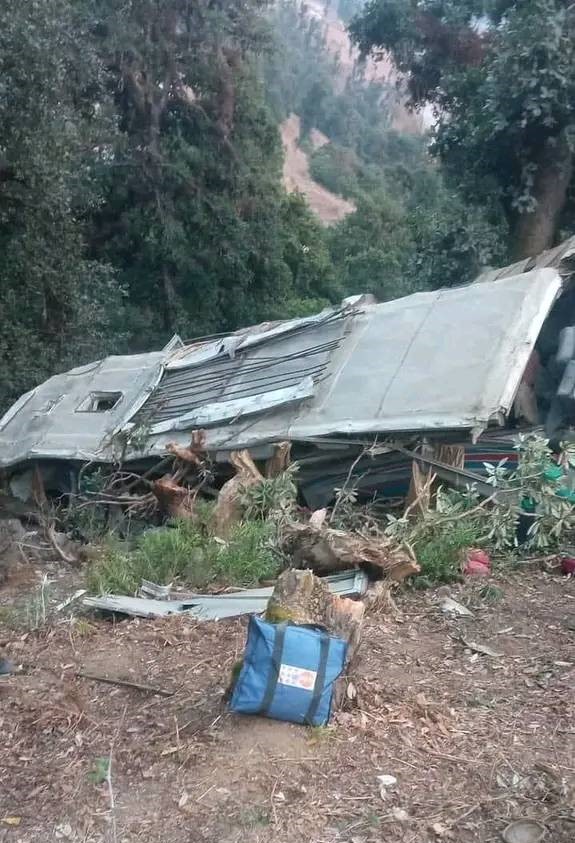 बागलुङमा दुर्घटना : चालकसहित आठ जनाको मृत्यु, २५ जना घाईते